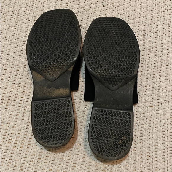 Platform Heels - Picture 3 of 3